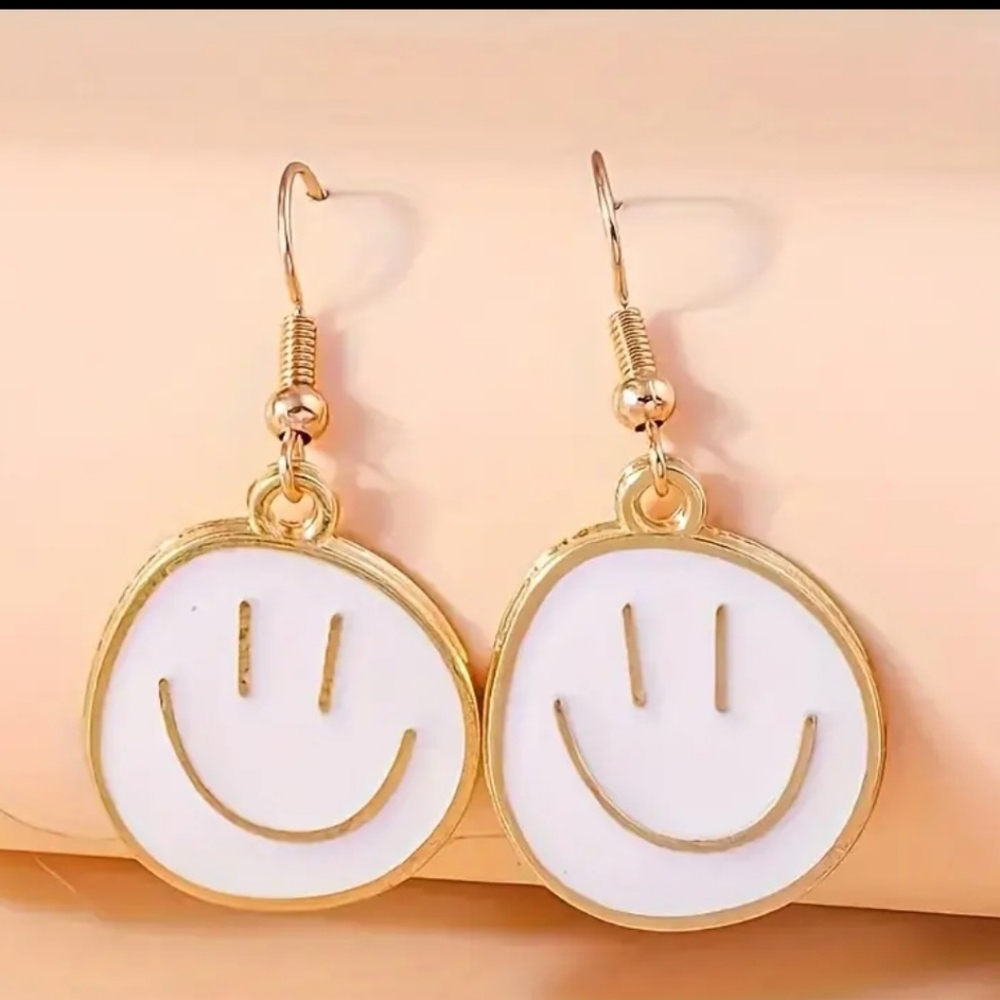 Smiley Face Earrings